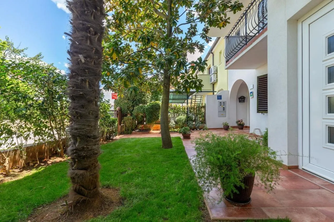 Holiday Apartment Suzana Rovinj Croatia