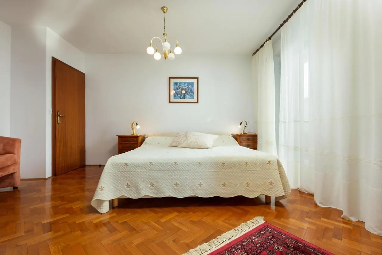 Holiday Apartment Suzana Rovigno